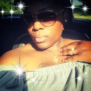 Meet your Posher, Candace